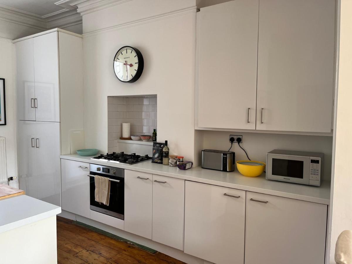 Elegant Bloomsbury Apartment In Tunbridge Wells Extérieur photo